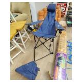 Outdoor folding chair with footrest