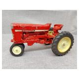 International display tractor no steering wheel