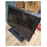 32-in Vizio TV has remote