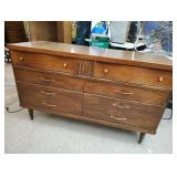 Six drawer chest 30.5x50x18