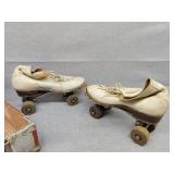 Chicago brand skates and case, Case is rough