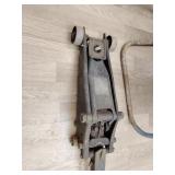 Floor jack does work handle does not come up