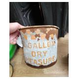 Purina feed pale does have holes on side