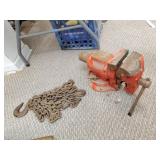 Vise and chain does have a fixer link