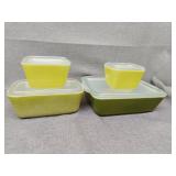 Four pieces pyrex