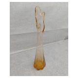 Swung vase