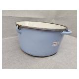 Cast pot