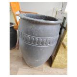 Medium size planter heavy