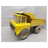 Tonka metal dump truck
