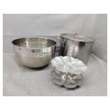 Kitchen items