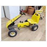 Small pedal car