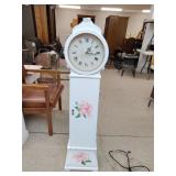Display clock with storage