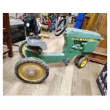 John Deere ertl pedal tractor needs work rear