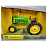 John Deere 420 display tractor