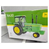 4430 2-cylinder club display tractor NF