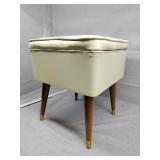 Footrest with storage 18.5 x 15.5 x 15.5