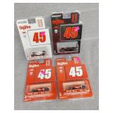 4 Indy cars hy vee