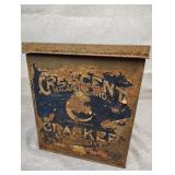 Crescent macaroni and cracker tin