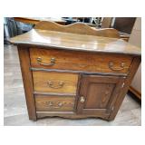Cabinet door needs hinge 31X31x18