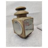 E & j lamp cover one glasses cracked