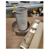Strainer, batch adapter and oxygenation