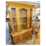 Cabinet does separate 74x 45x 15
