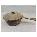 Cast pot