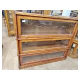 Glass front cabinet see below Cabinet does