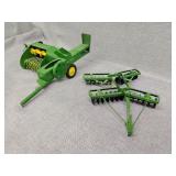 John Deere small baler, disc