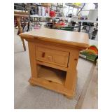 Wood cabinet 25x23x18