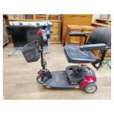 Three-wheel electric scooter works as it should