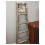 Wood ladder