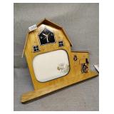 Barn theme picture holder