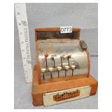 Tom thumb metal cash register