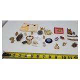 Pins,Pendants