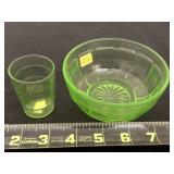 Green uranium glass