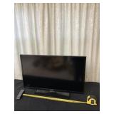 Samsung, screen measures 29ï¿½ and remote