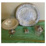 W.M. Rogers Silver Plate salt & pepper shakers,
