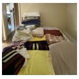 Blankets, sheets and pillows
