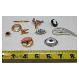 Brooches Sarah Cov & Avon