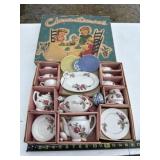 Vintage childï¿½s tea Set
