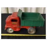 Tonka Toys truck with dump bed