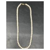 585 14k gold clasp 18in. Necklace