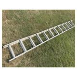 Aluminum extension ladder