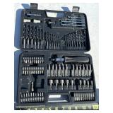 B&D Screwdriver & Drill Bit set