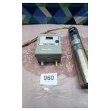Submersible well pump and control box