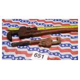 Pipe wrenches