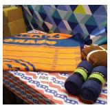 4 Throw blankets