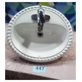 Bathroom sink