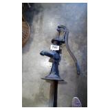 Well hand pump